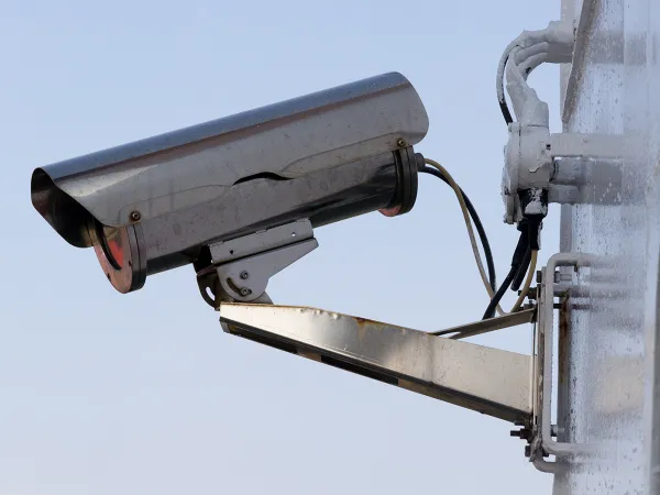 The Complete Guide to Choosing the Best Security Cameras for Your Home or Business